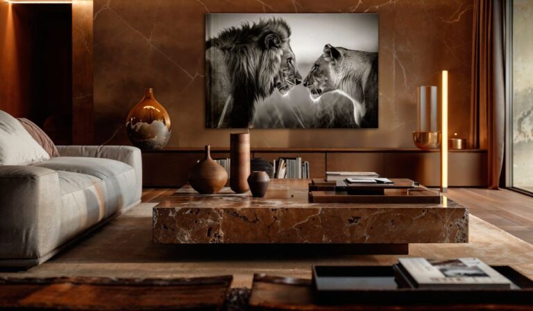 Plexiglass photo of lion couple