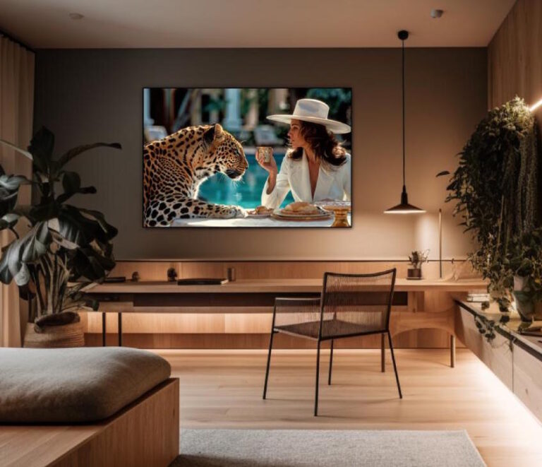 Schallabsorbierendes Gemälde einer schönen Frau und eines Leoparden